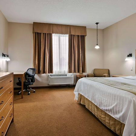 Best Western Plus Chateau Inn Sylvan Lake Eksteriør billede