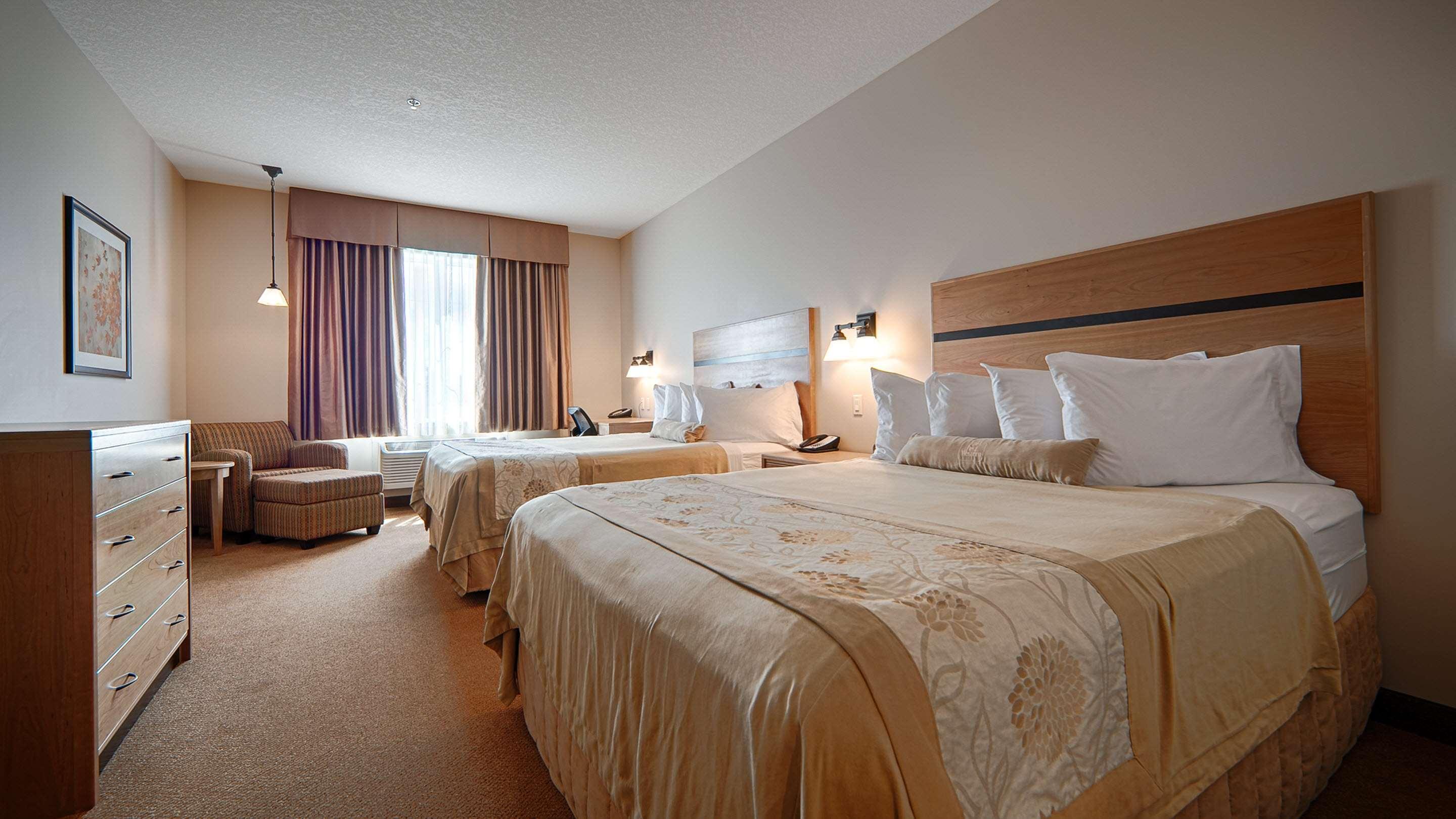 Best Western Plus Chateau Inn Sylvan Lake Eksteriør billede