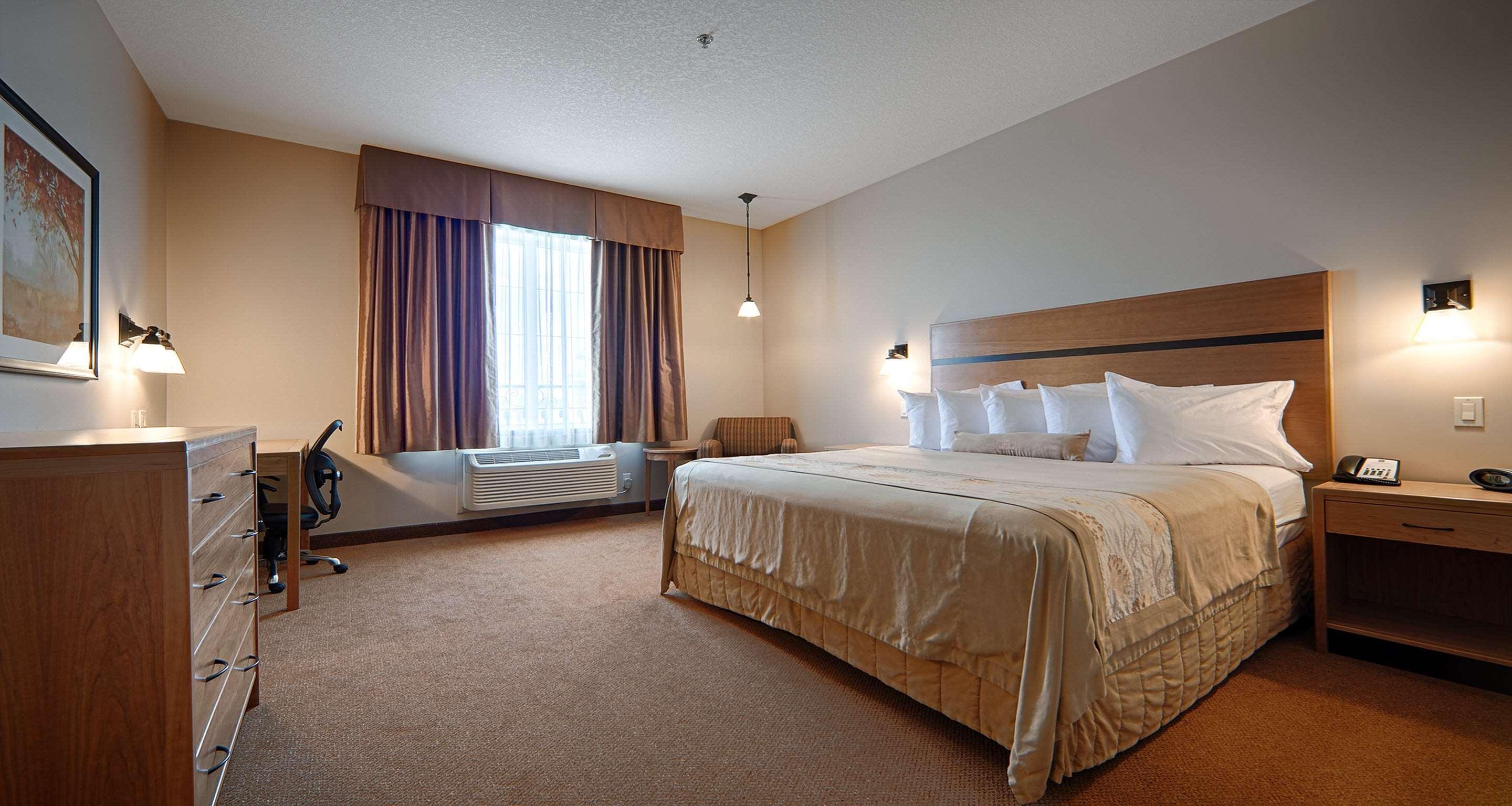 Best Western Plus Chateau Inn Sylvan Lake Eksteriør billede