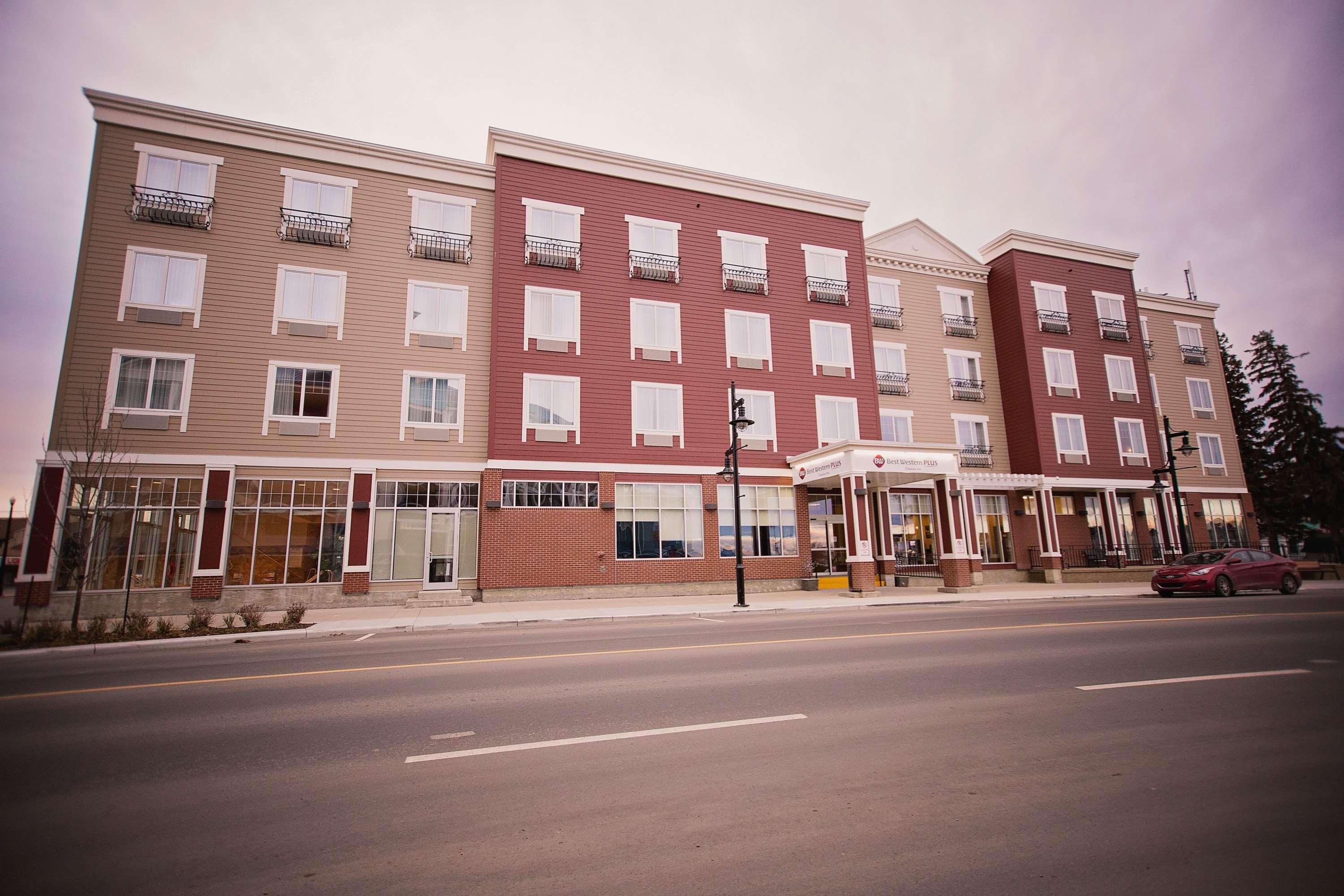 Best Western Plus Chateau Inn Sylvan Lake Eksteriør billede