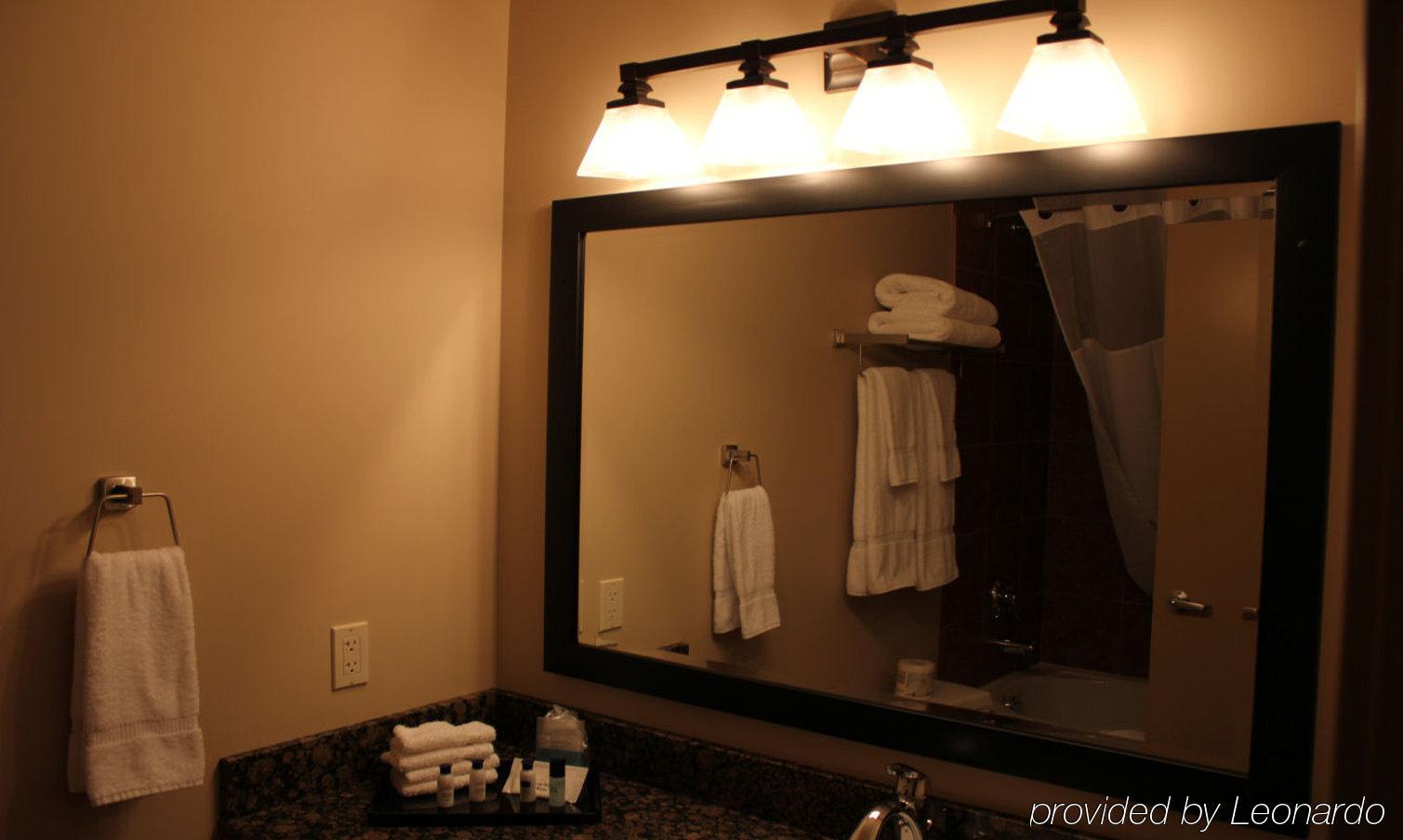 Best Western Plus Chateau Inn Sylvan Lake Eksteriør billede