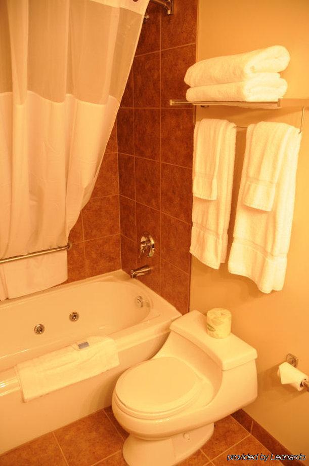 Best Western Plus Chateau Inn Sylvan Lake Eksteriør billede